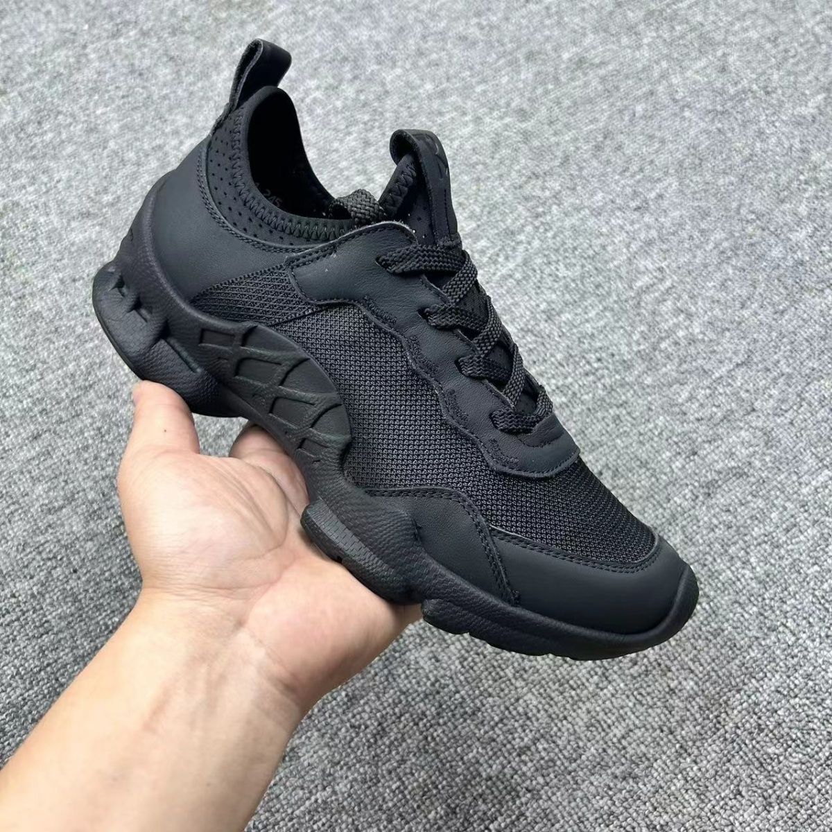 Trendy Luxury Athletic Shoes M - Hunting Outdoor Brands ulasan dan harga